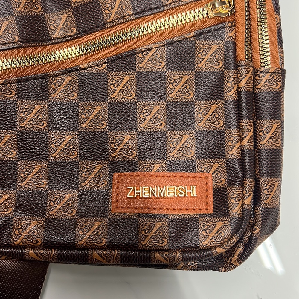 Cross body bag - Picture 7 of 8